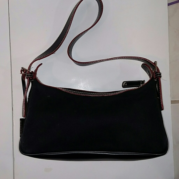 Tommy Hilfiger purse - Picture 3 of 7